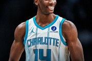 熊猫体育app下载-NBA官方：黄蜂内线迪亚巴特荣膺拼搏奖 击败追梦哈特等对手